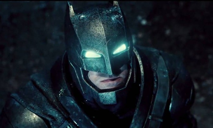 Snyder comenta primeira cena do Batman.