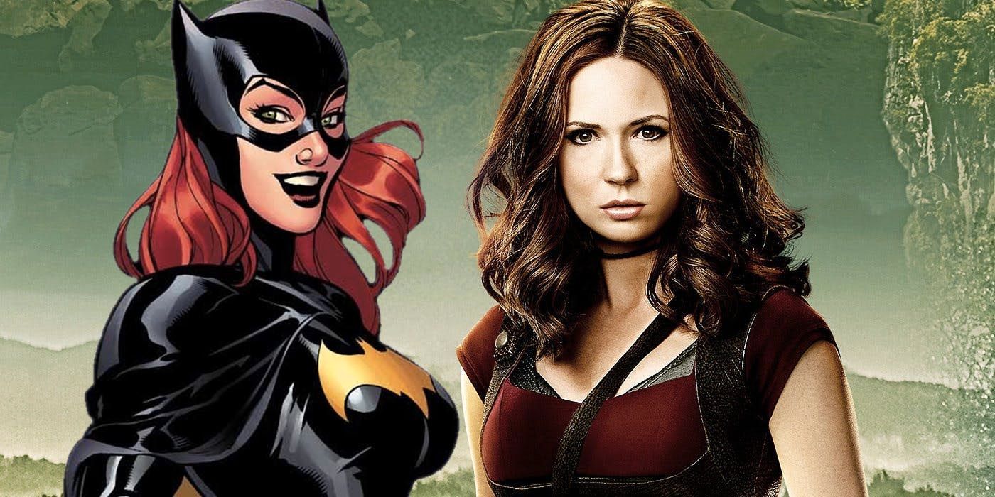 Karen Gillan diz que gostaria de interpretar e dirigir um filme da Batgirl